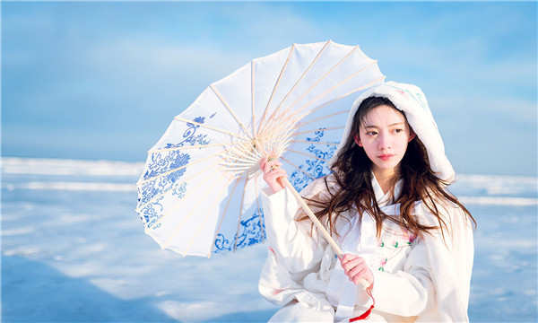 安吉试管代怀生子多少钱一个？助孕之路的费用分析与方案选择